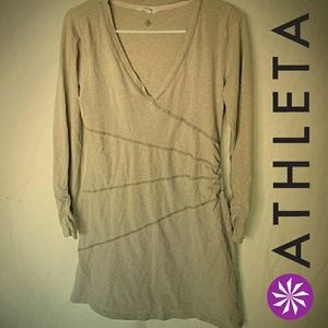 😍☁Athleta organic top